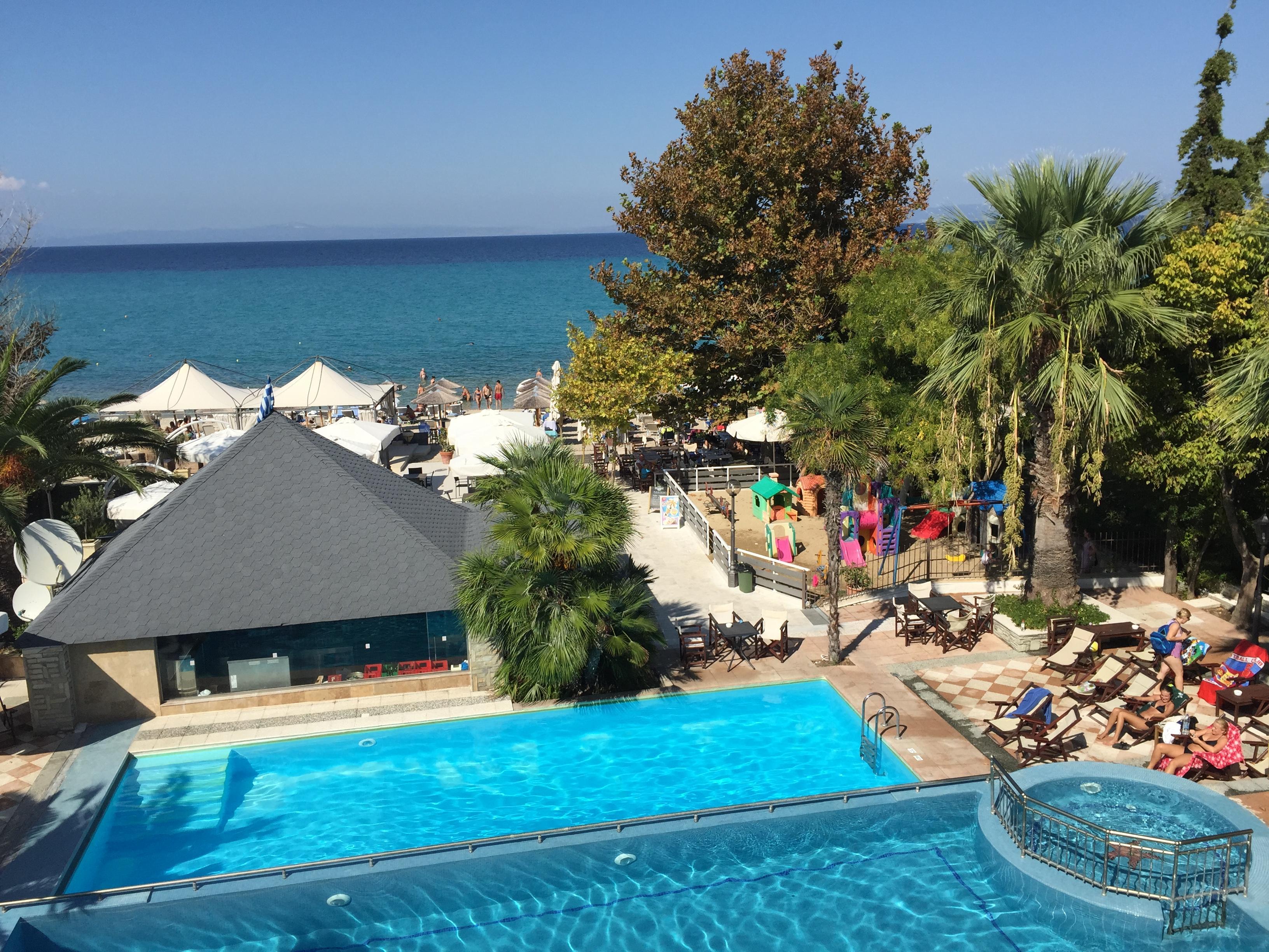 Naias Aparthotel Hanioti Bagian luar foto