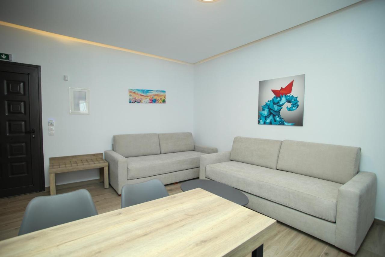Naias Aparthotel Hanioti Bagian luar foto