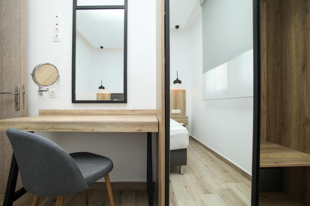 Naias Aparthotel Hanioti Bagian luar foto