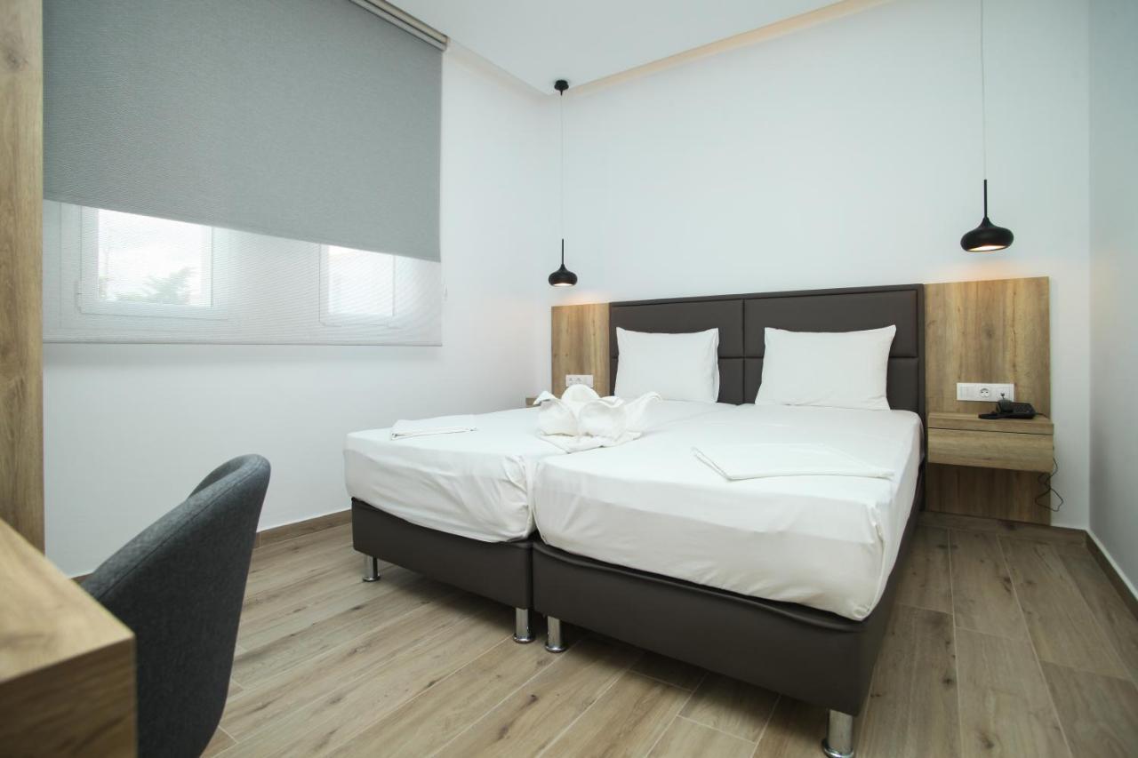 Naias Aparthotel Hanioti Bagian luar foto