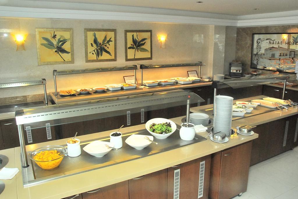 Naias Aparthotel Hanioti Bagian luar foto