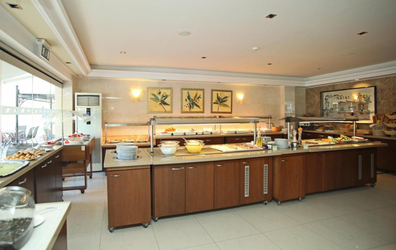 Naias Aparthotel Hanioti Bagian luar foto